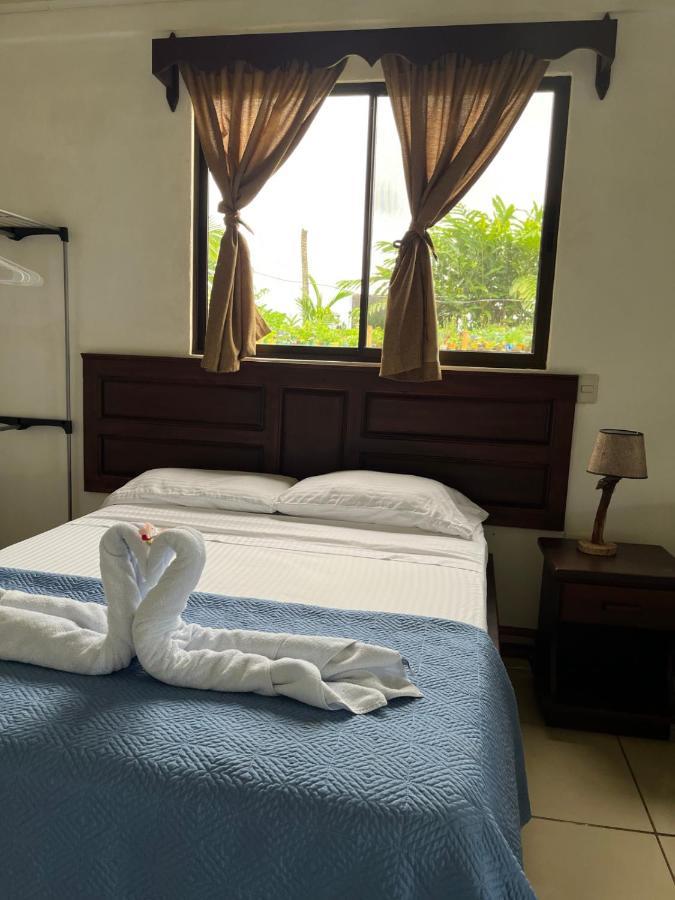 La Pina, Rio Celeste Aparthotel Екстериор снимка