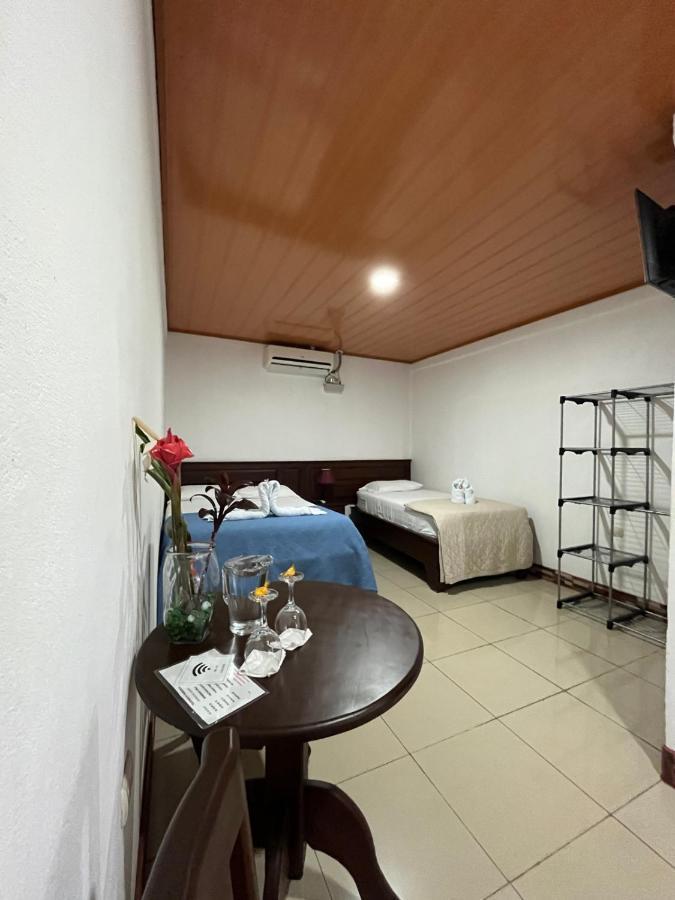 La Pina, Rio Celeste Aparthotel Екстериор снимка