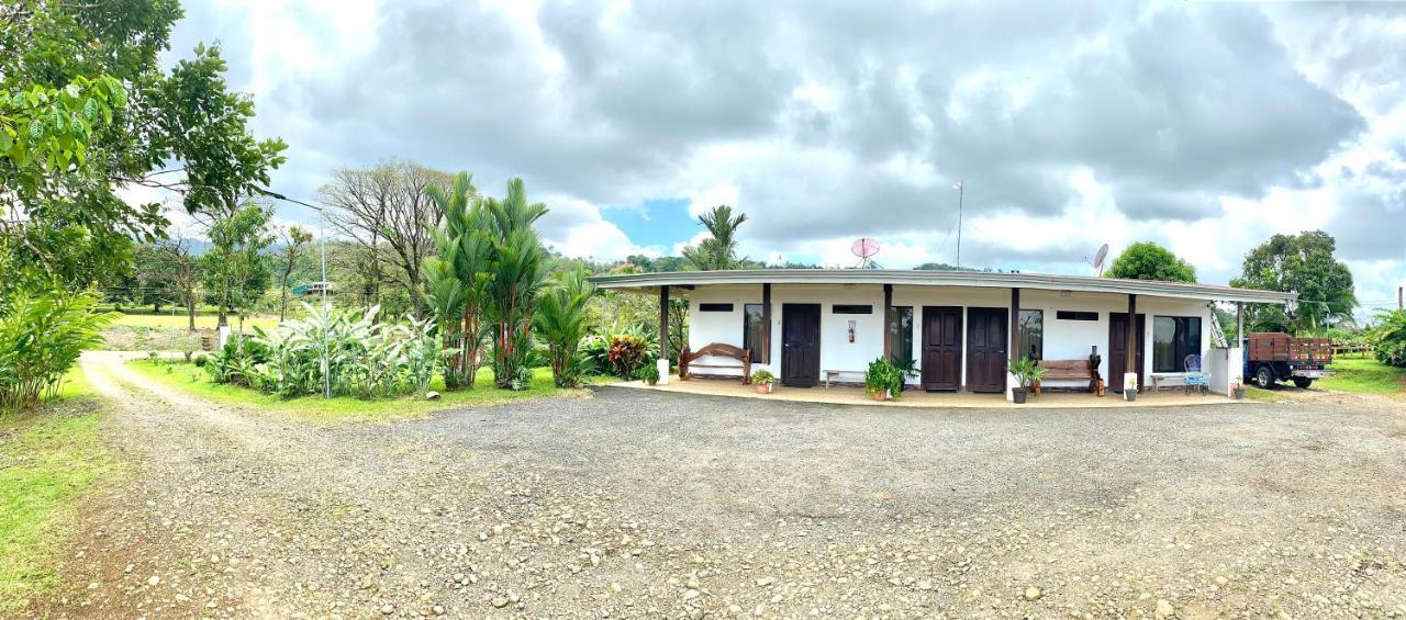 La Pina, Rio Celeste Aparthotel Екстериор снимка